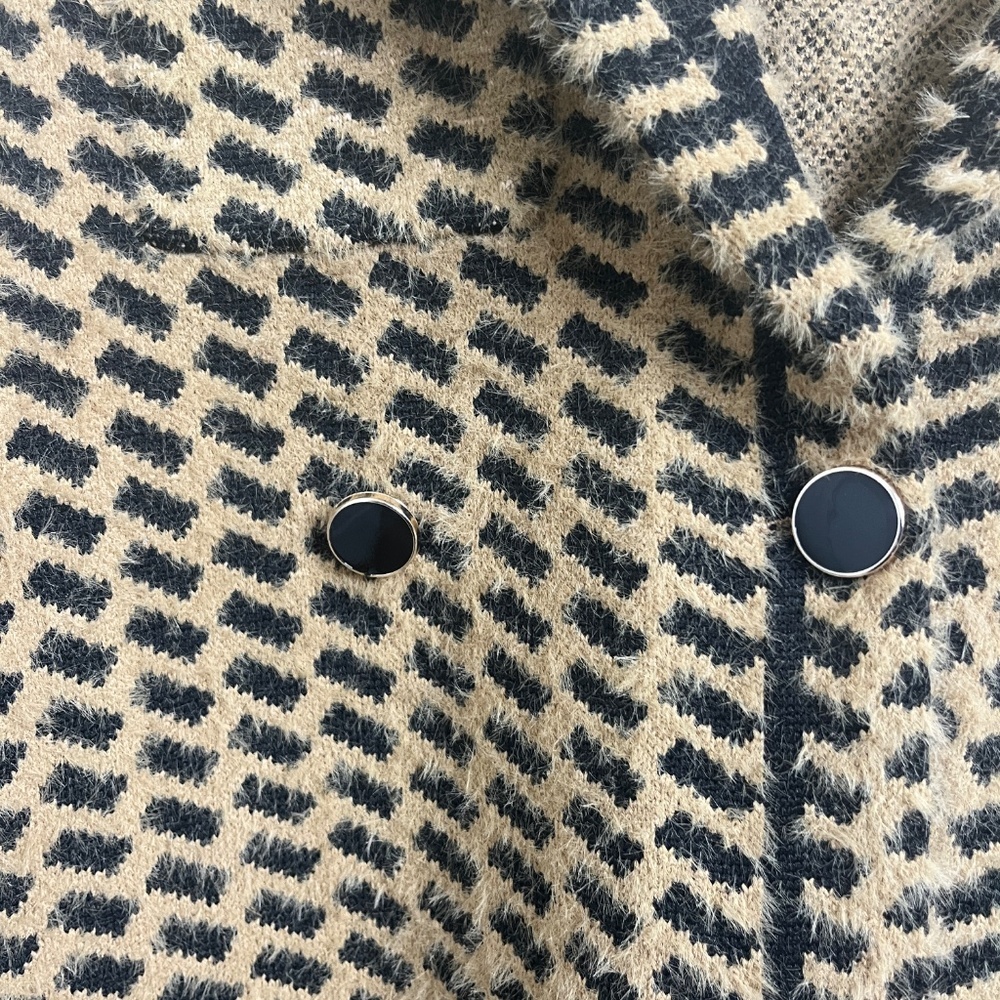 Fuzzy Knit Jacket Cardigan Tan Black Pattern Cropped Button Up Cozy Sweater - Picture 4 of 5